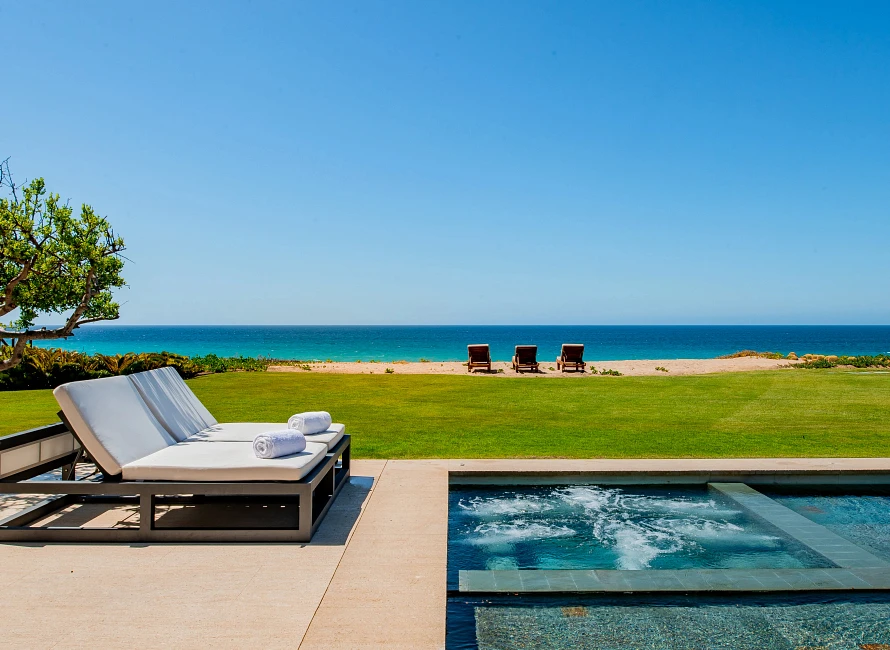 Luxury villa with infinity pool