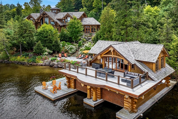 Jayne's Luxury Rentals
