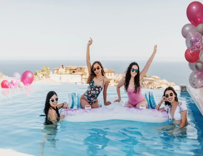 pool party