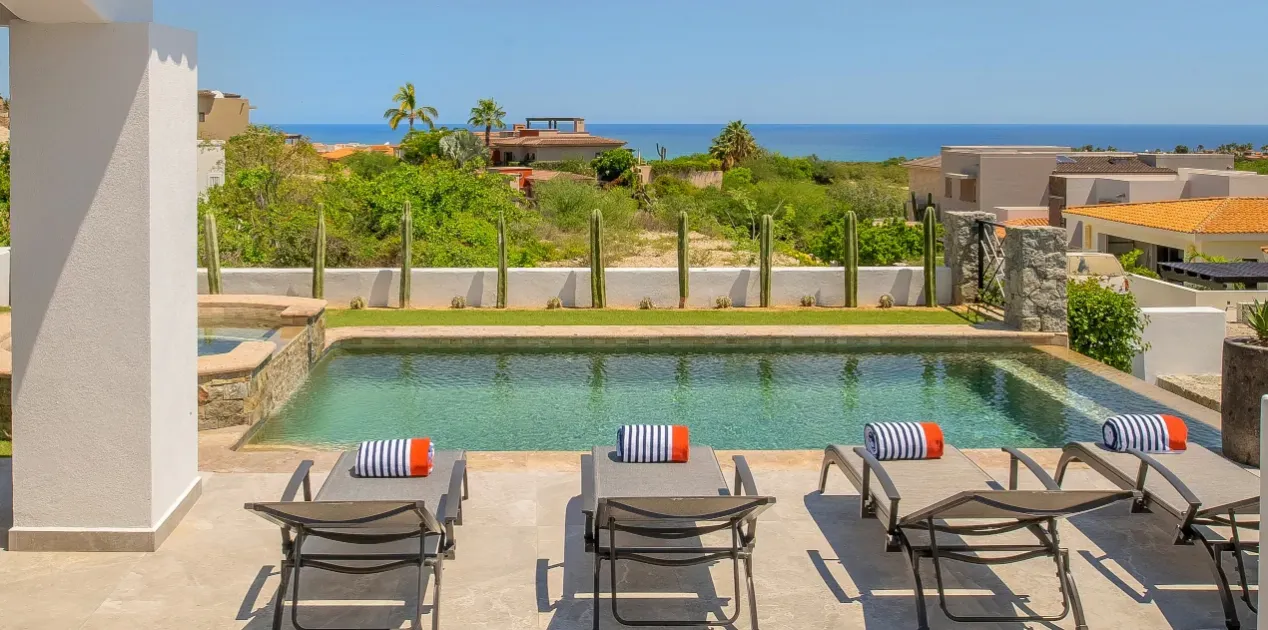 featured 1 exterior villa bella vida main trigger