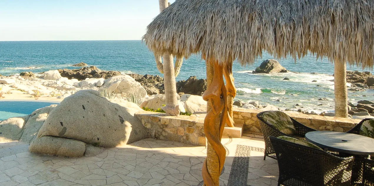 1 exterior villa las arenas main trigger
