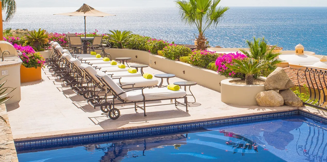 1 exterior villa las flores main trigger