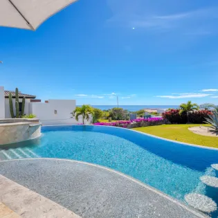 1 exterior casa micana