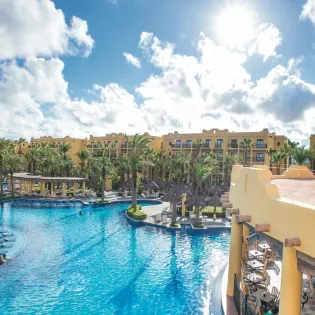 1 exterior riu santa fe