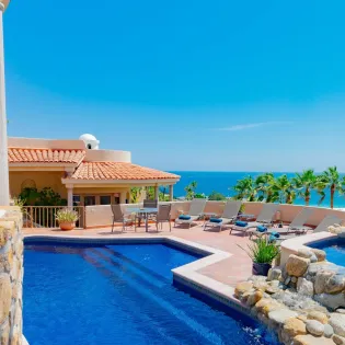 1 exterior villa lorena