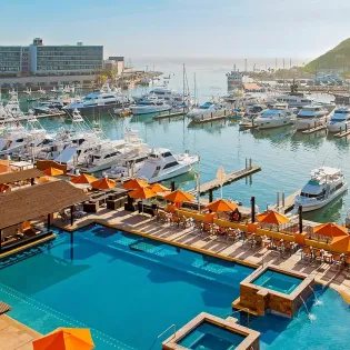 1 tesoro los cabos resortpool