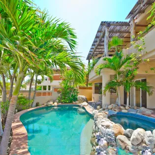 1 villa ballena pool