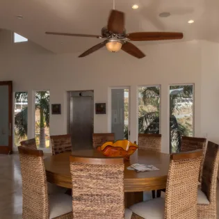 10 dining area villa del mar