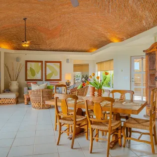 10 dining villa ladrillo