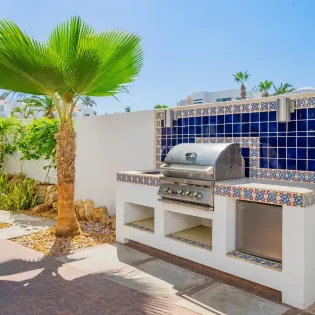 10 exterior villa loretta