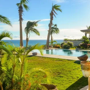10 exterior villa piedra blanca