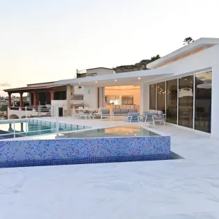 10 exterior villa tanzanita de law