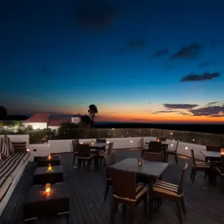 10 guaycura boutique hotel beach club   spa exterior