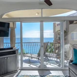 10 living room las olas penthouse a501