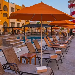 10 tesoro los cabos poolside