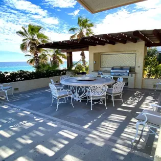 10 villa de la playa outdoor dining