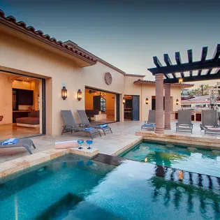 10 villa descanso pool 2