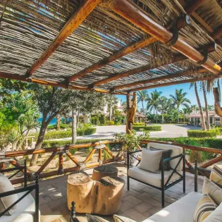 11 exterior casa bellamar