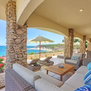 11 exterior casa manana