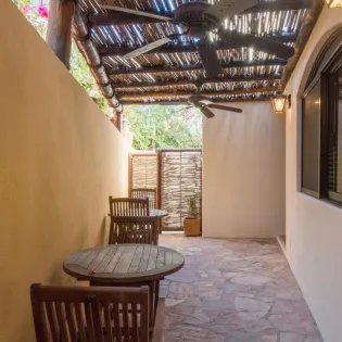11 exterior villa de tres hermanas