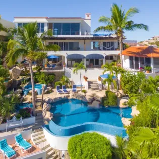 11 exterior villa miramar