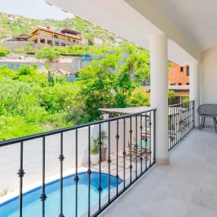 11 exterior villa tamika