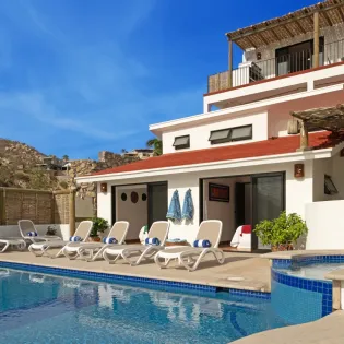 11 exterior villa ysabel