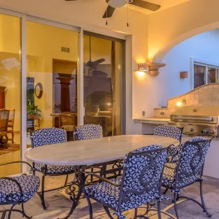 11 outdoor dining villa las brisas