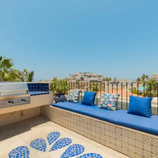 12 exterior villa ladrillo
