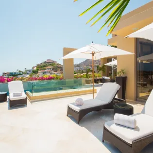 12 exterior villa pacific west