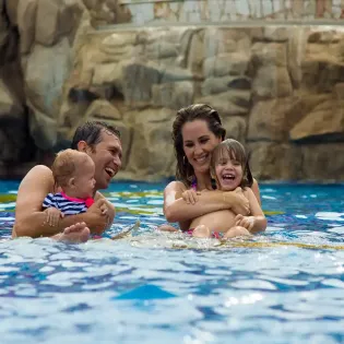12 playa grande beach resort pool