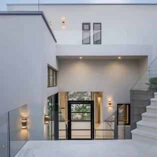 12 staircase villa chavez