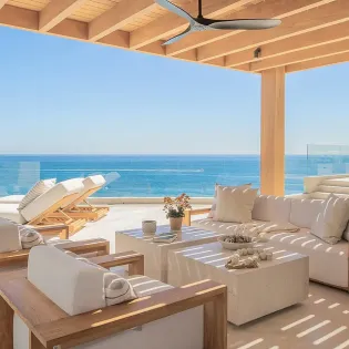 12 villa lazul exterior