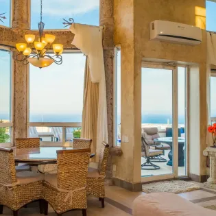 13 dining area villa alegria