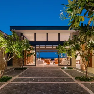 13 exterior villa saguaro