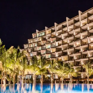 13 grand velas los cabos exterior