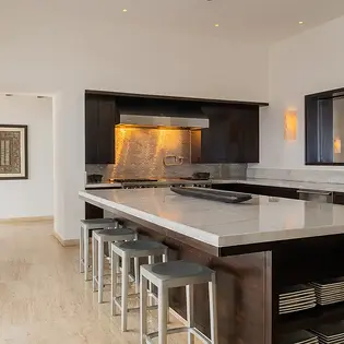 13 villa fundadores kitchen