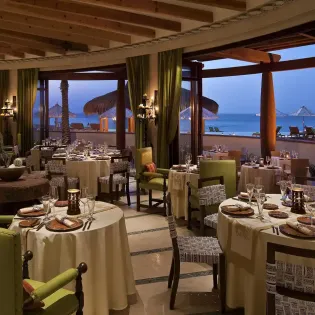 13 waldorf astoria los cabos pedregal restaurant