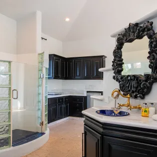14 casa bellamar de cabo bathroom