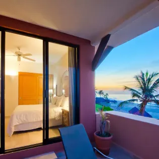 14 casa del mar condominiums suite