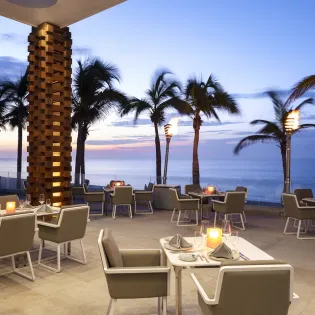 14 dining area garza blanca resort   spa los cabos