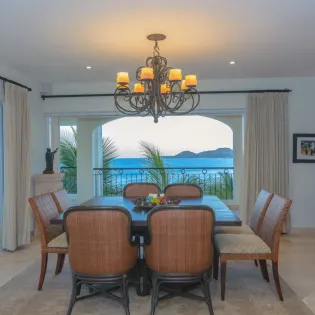 14 dining area tortuga bay penthouse 2401