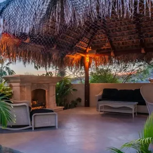 14 exterior casa angel