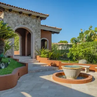 14 exterior villa cortez