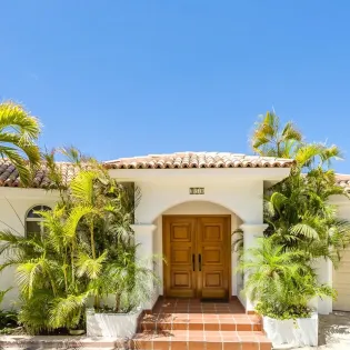 14 exterior villa fiesta