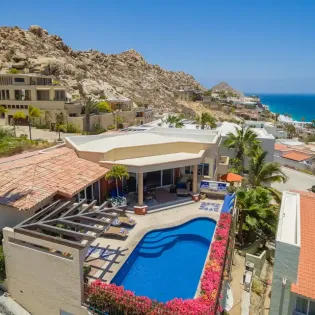 14 exterior villa ladrillo