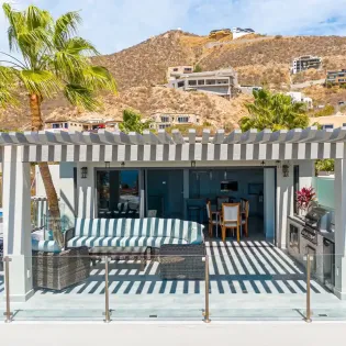 14 exterior villa nazar