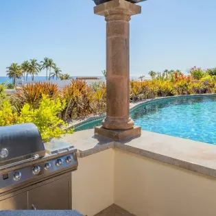 14 exterior villa vista al mar