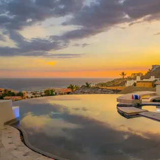 14 villa perla pool11