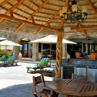 15 exterior villa estero